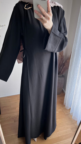 Fließendes Wickelkleid
