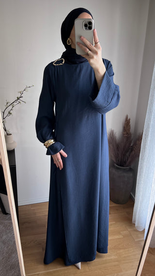 Fließendes Wickelkleid