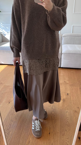 Pullover mit Spitzendetail
