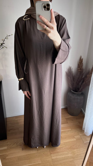Fließendes Wickelkleid