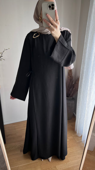 Fließendes Wickelkleid