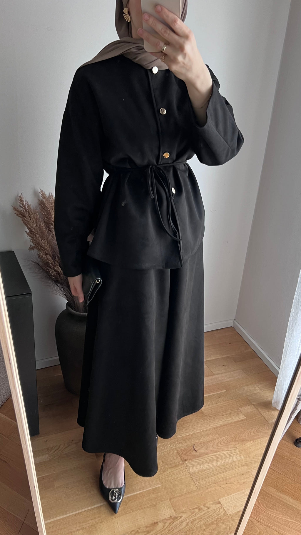 Zweiteiler in Wildlederoptik