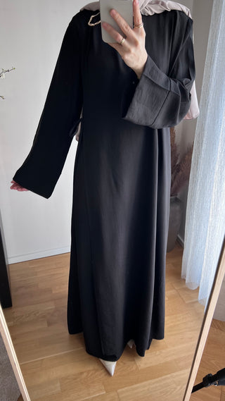 Fließendes Wickelkleid