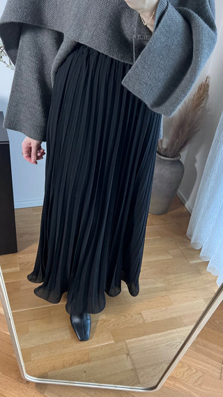 Fließender Plisseerock